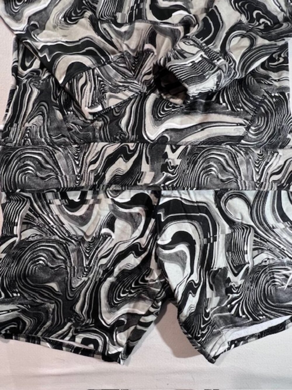 GYMSHARK Men's Black White Marble Dye hoodie and matching shorts set Size Medium - Picture 4 of 15
